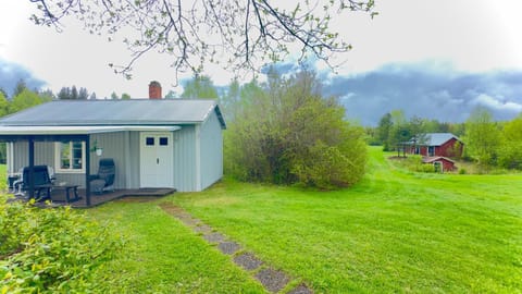 Property building, Day, Natural landscape, Garden view