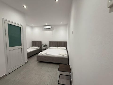 Vacation rooms Bed and Breakfast in Vlorë