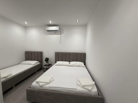 Vacation rooms Bed and Breakfast in Vlorë