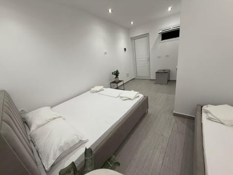 Vacation rooms Bed and Breakfast in Vlorë