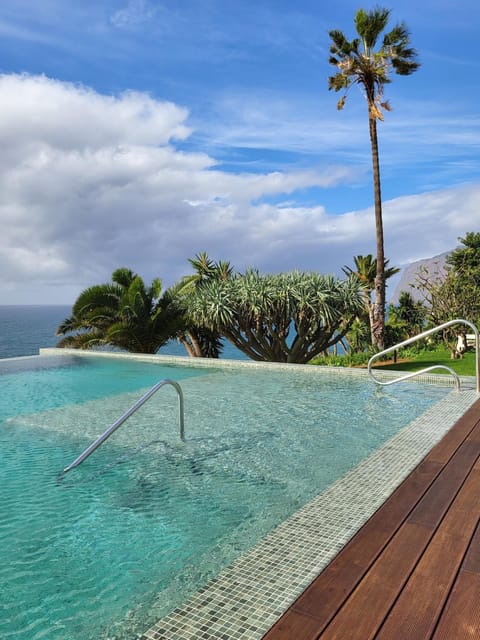 Sea view, Swimming pool