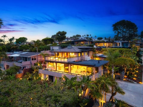 Solana Beach Luxury with Panoramic Ocean Views House in Solana Beach