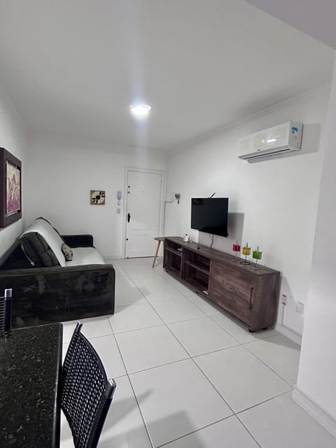 Communal lounge/ TV room, TV and multimedia, Living room
