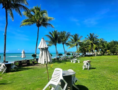 Nearby landmark, Day, Natural landscape, Garden, Beach, Garden view, Sea view, sunbed