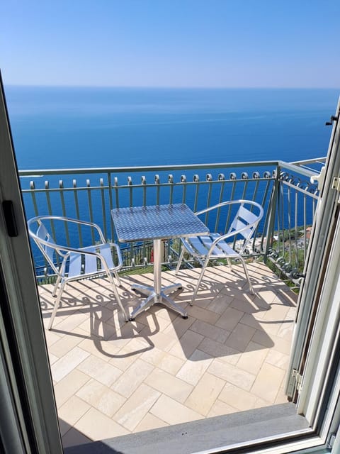 Natural landscape, Balcony/Terrace, Balcony/Terrace