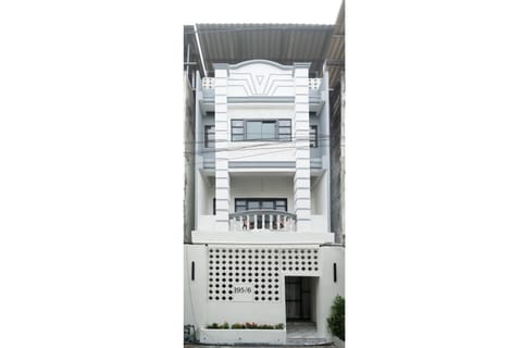 Property building, Balcony/Terrace