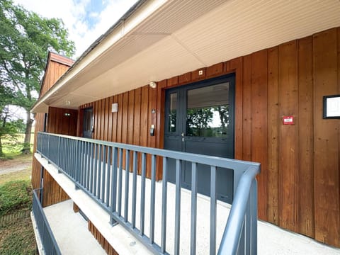 Property building, Balcony/Terrace