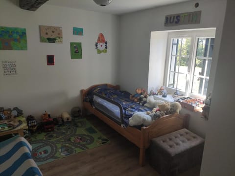 3 chambres chez particulier Vacation rental in Jura