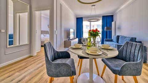 Rezydencja Niechorze D306 Classik z Basenem, Sauną, Jacuzzi, przy samej PLAŻY - 5D Apartments Apartment in West Pomeranian Voivodeship, Poland