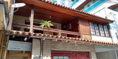 Facade/entrance, Balcony/Terrace