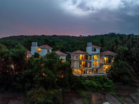 Property building, Natural landscape