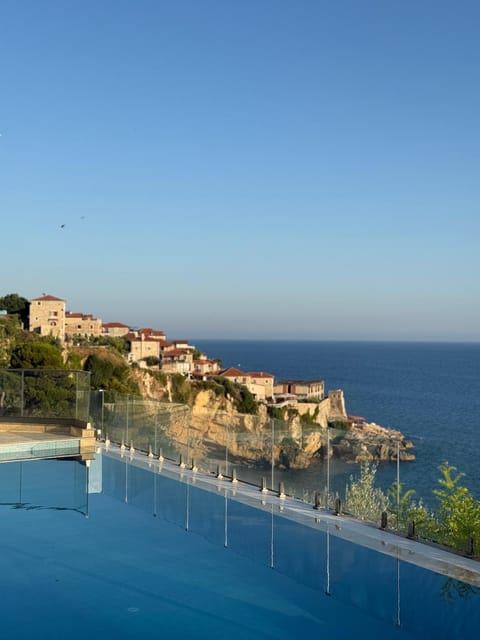 Nearby landmark, Day, Natural landscape, Pool view, Sea view, Swimming pool