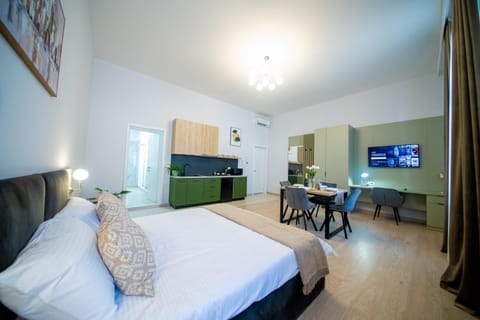 Kitchen or kitchenette, Living room, Photo of the whole room, Dining area, Bedroom