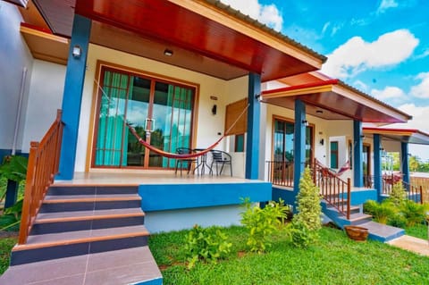 Property building, View (from property/room), Garden view, Inner courtyard view