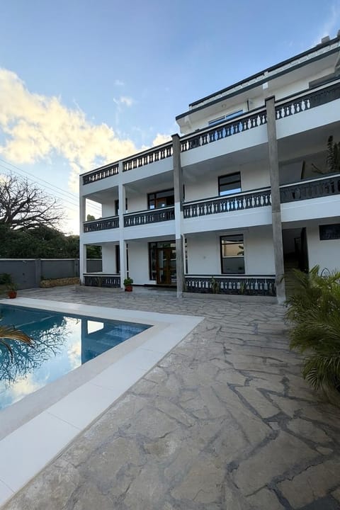 Property building, Pool view, Swimming pool