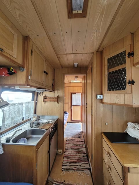 Lofoten Backyard, Inga, Royal Suitte Bed and Breakfast in Lofoten