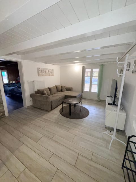 Living room, Bedroom