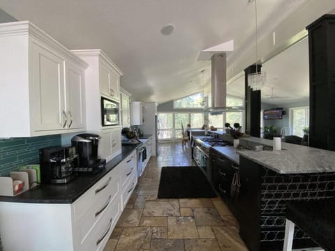 Large Recreational Retreat House in Hudson