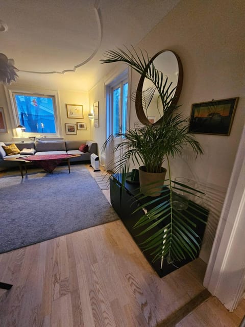 Living room, Decorative detail