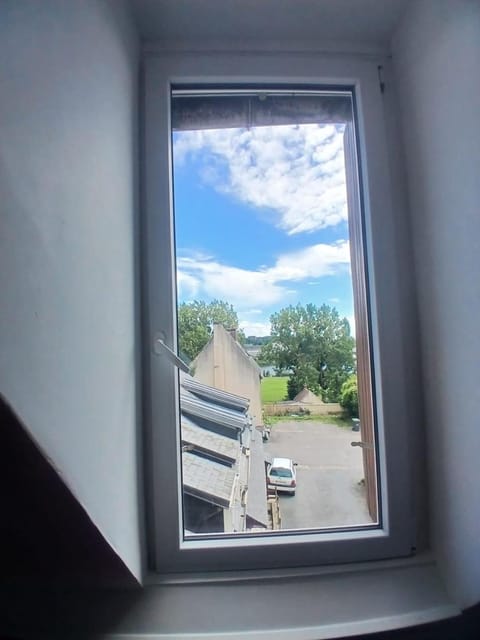 Mbine Senghore Apartment in Caen