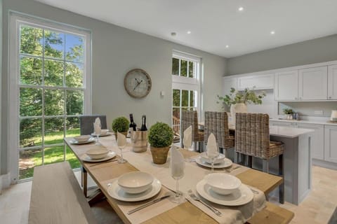 4 Bedroom Home, near Beccles House in Beccles