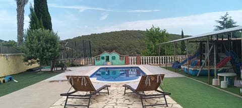 Natural landscape, Mountain view, Pool view, Swimming pool, sunbed