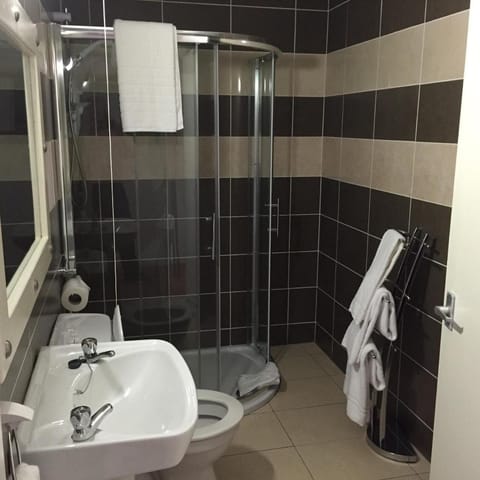 Tides Apartments Liscannor Apartment in County Clare