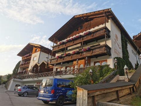 Property building, Parking