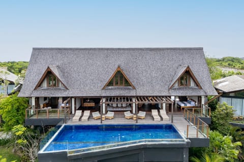 Living room, Dining area, Pool view, Pool view, Sea view, Swimming pool, Swimming pool, Breakfast