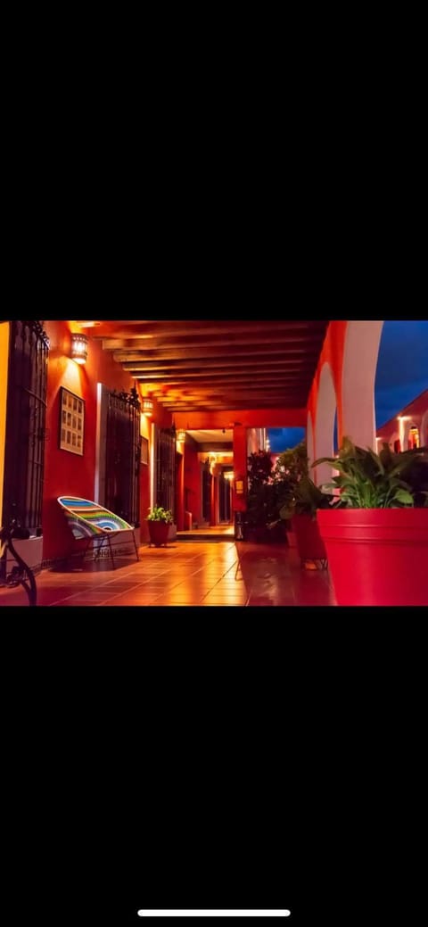 Seating area, Evening entertainment