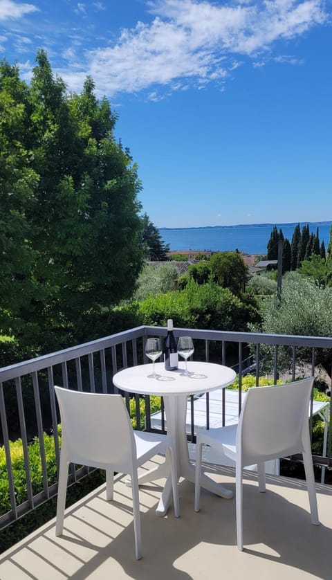 Natural landscape, View (from property/room), Balcony/Terrace