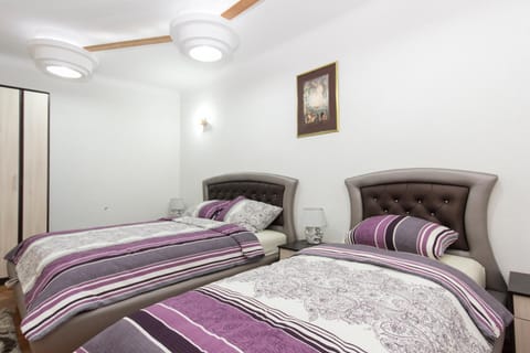 TV and multimedia, Bedroom