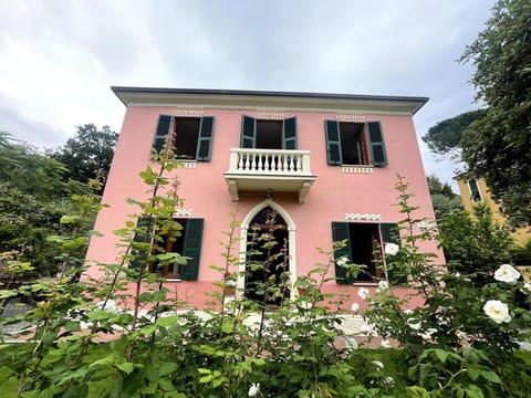 Garden Villa by the sea, Mesco 60 Villa in Monterosso al Mare