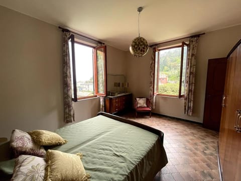Garden Villa by the sea, Mesco 60 Villa in Monterosso al Mare