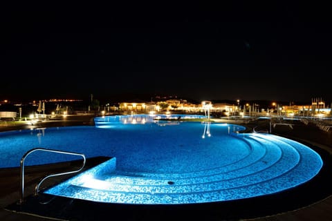 Night, Swimming pool
