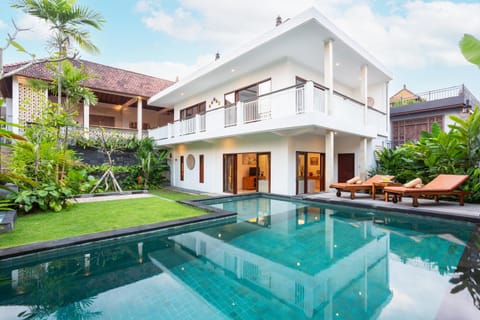 Pool view, Swimming pool, Swimming pool