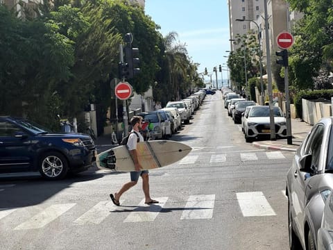 Neighbourhood, Beach, Street view, Location