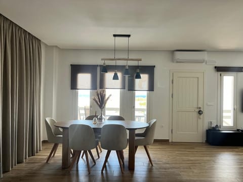 Therõs House Apartment in Koufonisia