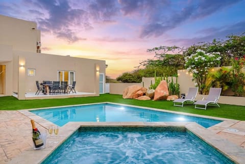 Swimming pool, Sunrise, Sunset, sunbed