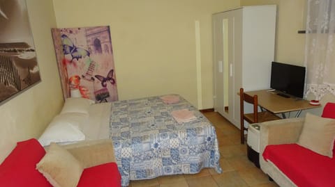 Holiday House Ospedale 2 Bed and Breakfast in Pisa