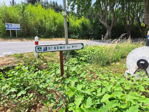 Neighbourhood, Natural landscape