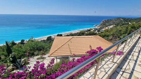 Property building, Natural landscape, Beach, Sea view