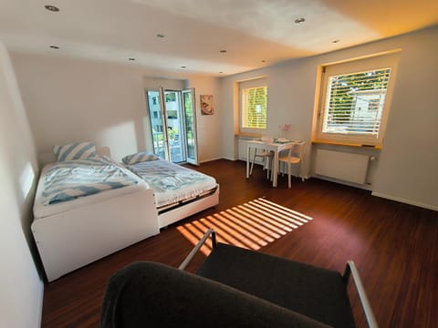 Photo of the whole room, Dining area