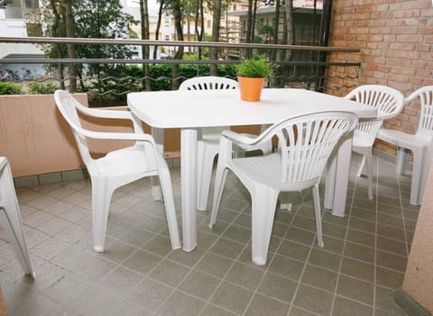 Garden, Balcony/Terrace