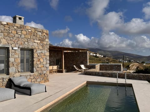 Balcony/Terrace, Pool view, Swimming pool