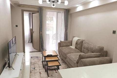 Communal lounge/ TV room, TV and multimedia, Living room, Evening entertainment