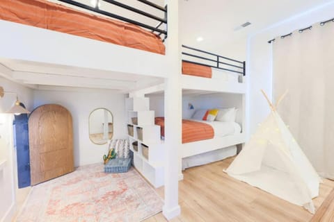 bunk bed