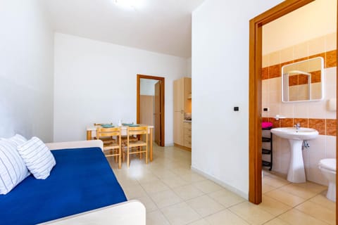 Dining area, Bedroom