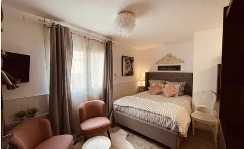 TV and multimedia, Bedroom