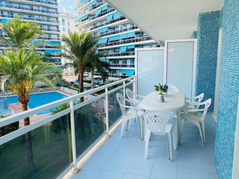 Magnifico apartamento en la playa de Gandia Solo familias Apartment in Gandia